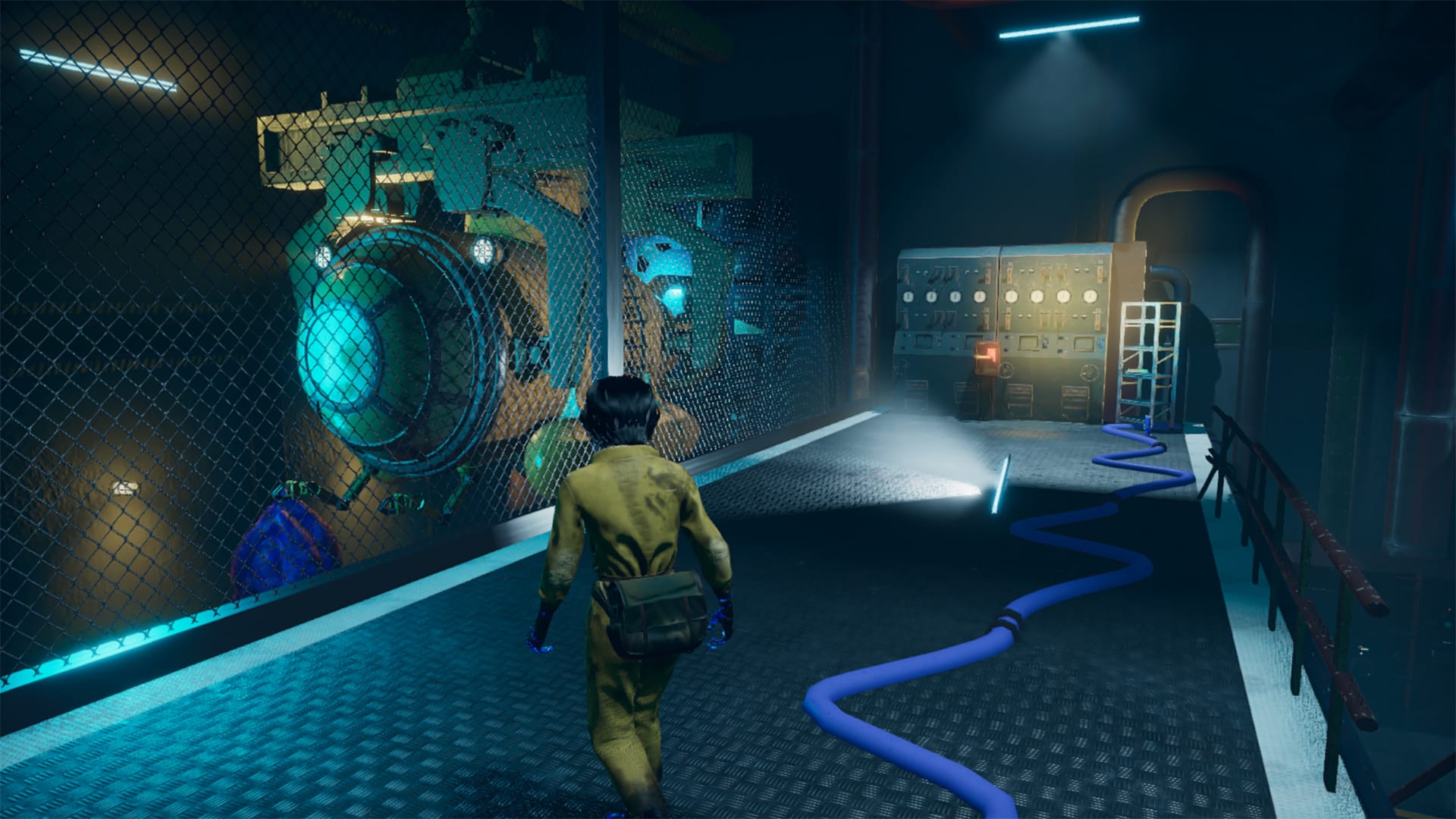Personnage d'un jeu de finissants en jeux vidéo, corridor grillagé bleuté, tuyau bleu menant vers un panneau de contrôle au fond de la pièce